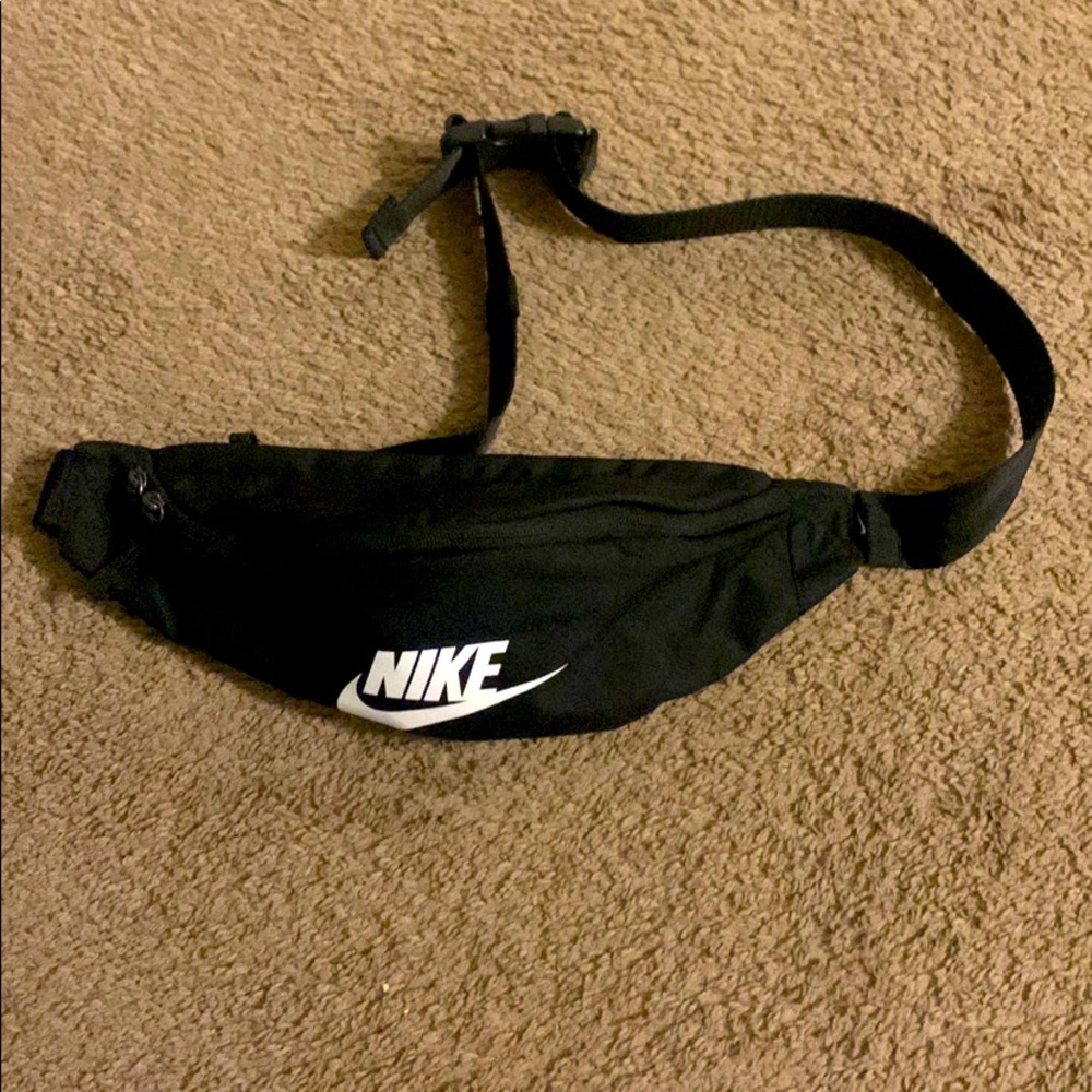 Nike Fanny Pack Bag
